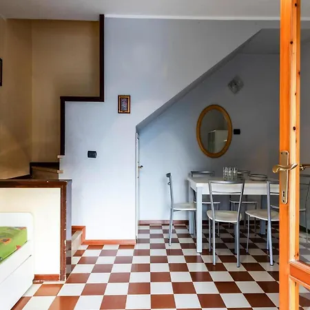 Villaggio Danubio, *
